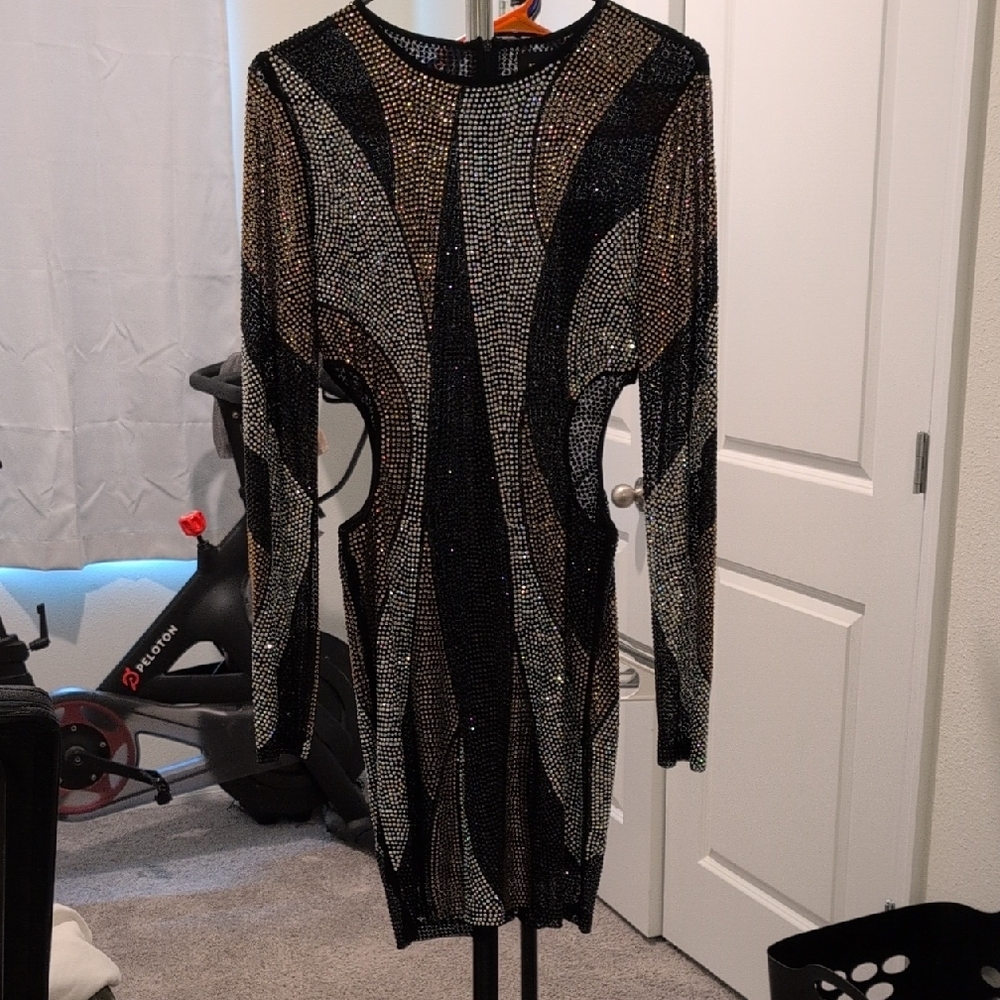 Stunning Black and Gold Sequin Dress
